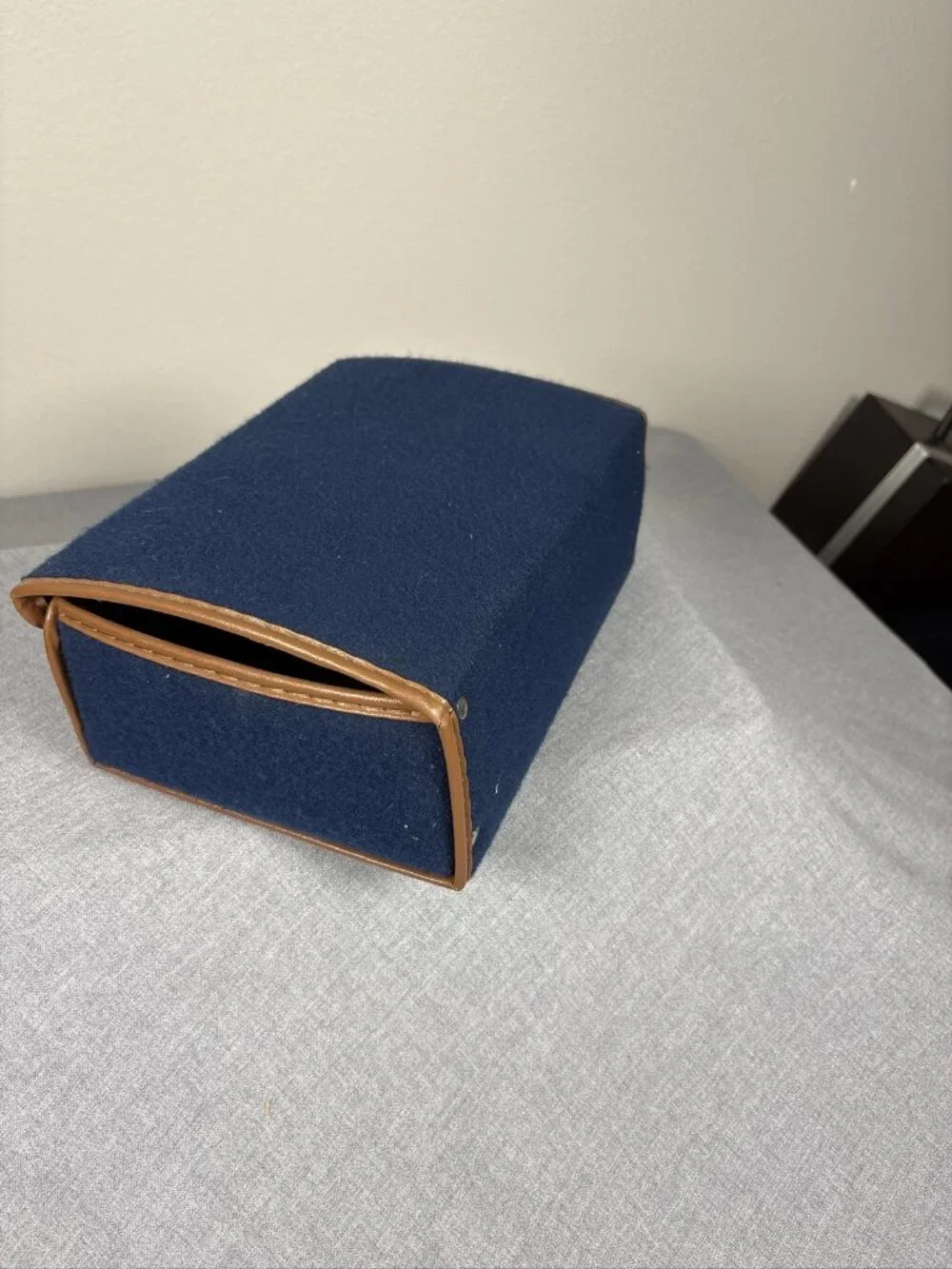 Blue Felt Cassette Tape Storage Carrying Case Briefcase Holds 12